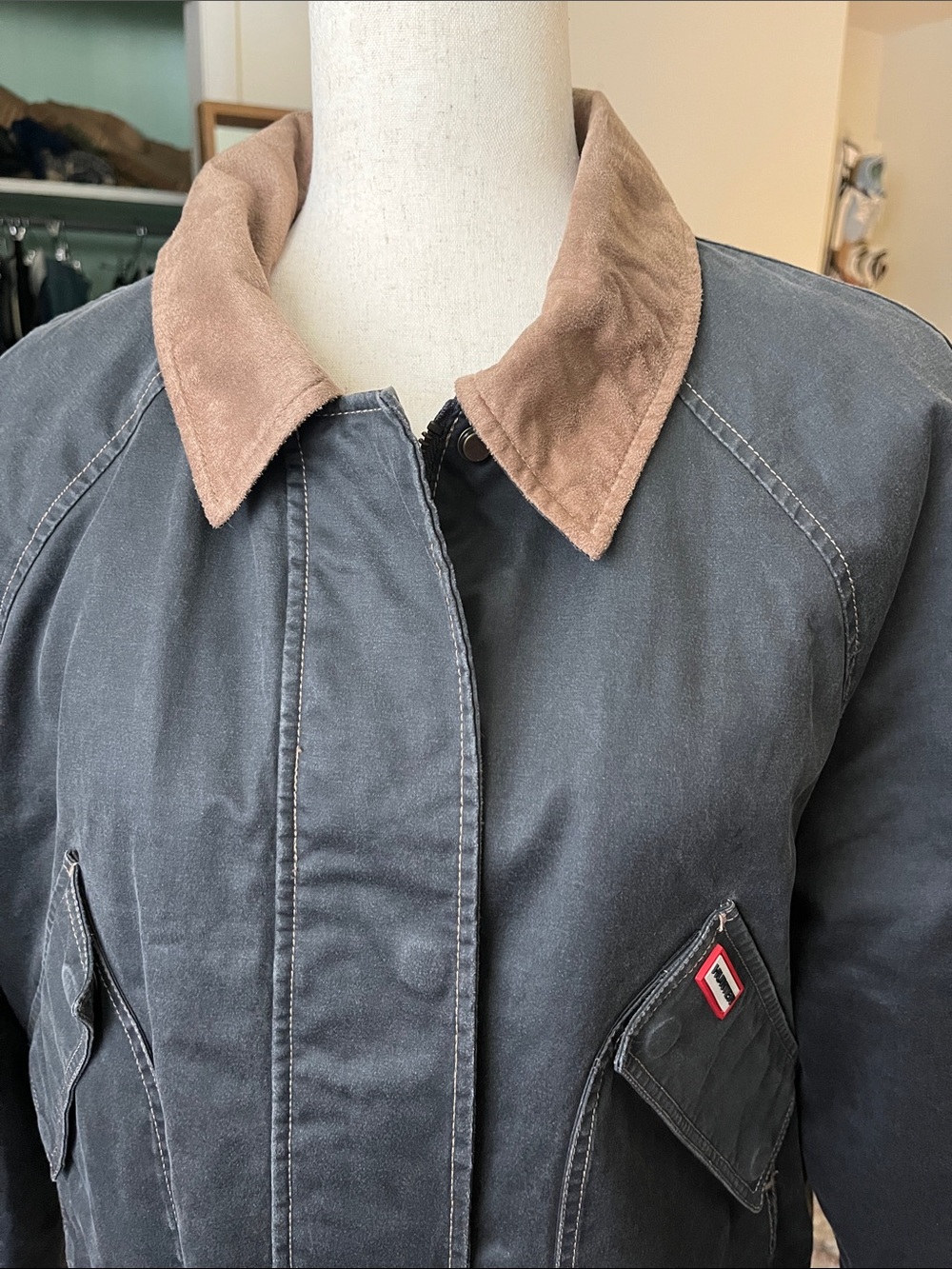 Hunter chore coat/Work Jacket with Tan Collar - Picture 2 of 11